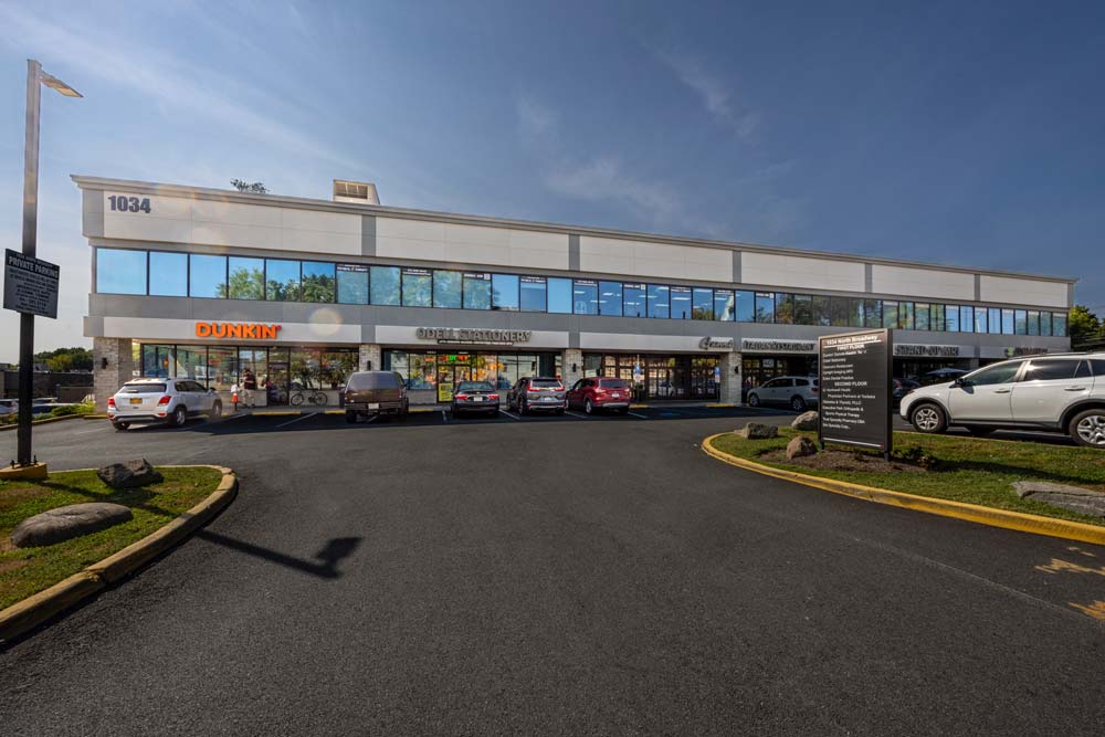 1034-North-Broadway 1034 North Broadway storefronts