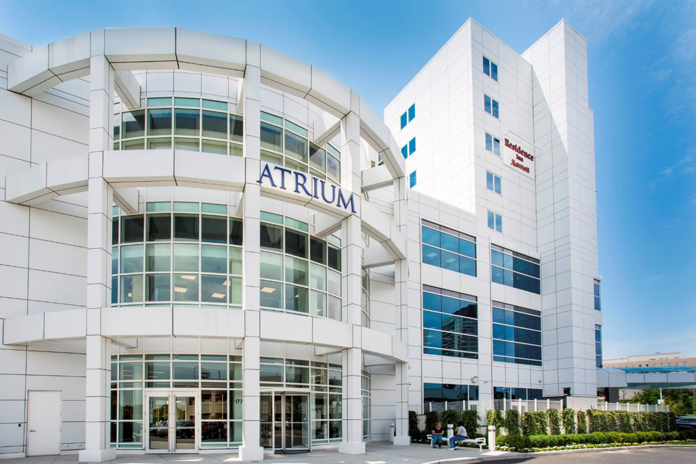 hutchinson-metro-center-atrium-building Hutchinson Metro Center Atrium Building front